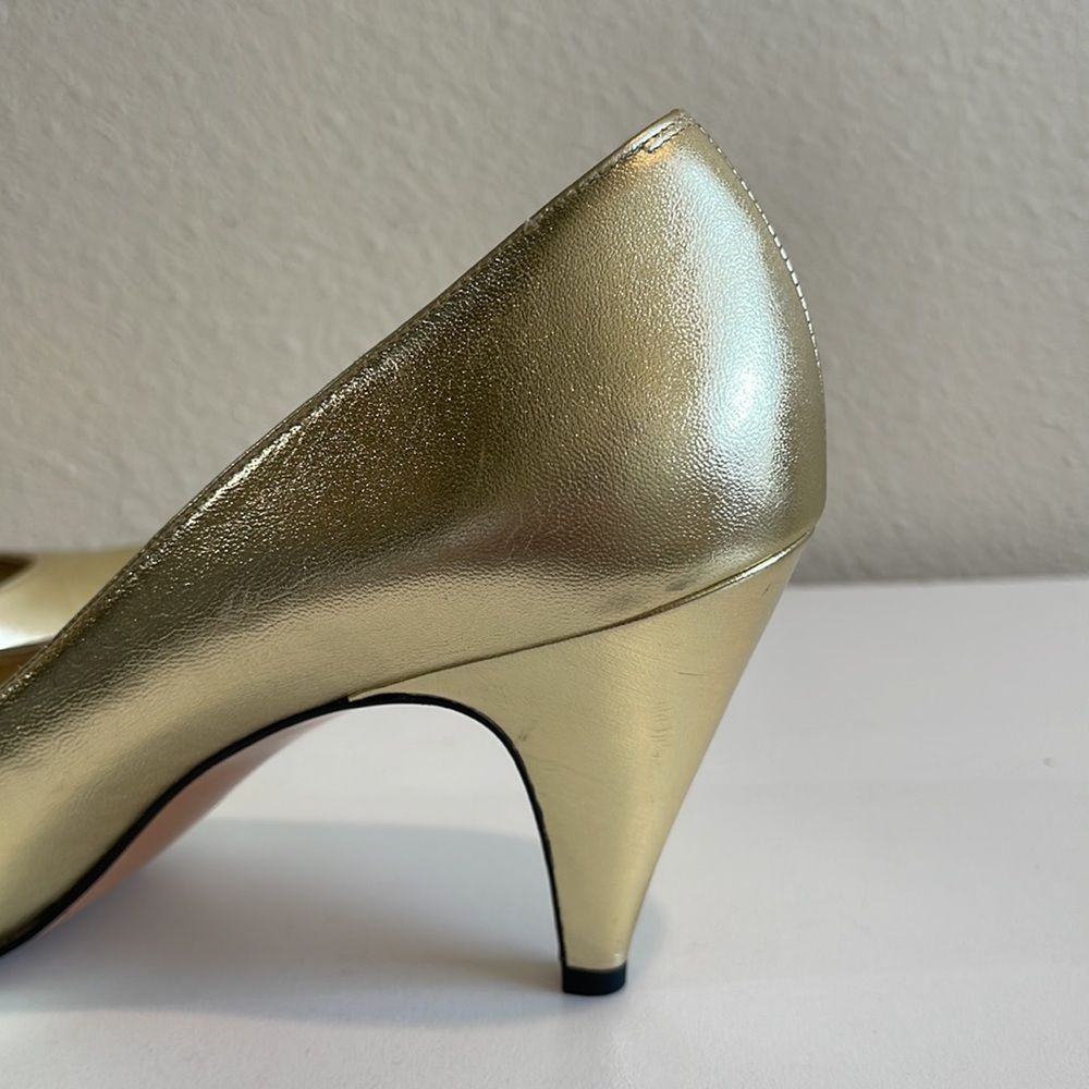 SALVATORE FERRAGAMO GOLD PUMPS VINTAGE - Picture 6 of 15